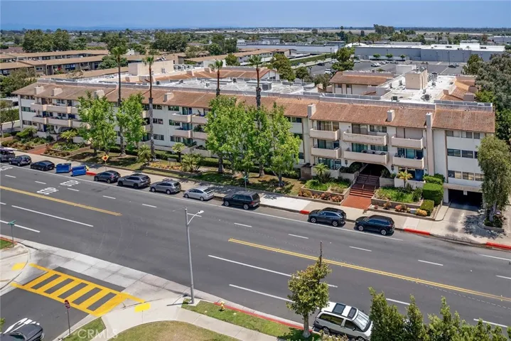 12300 Montecito Road 1, Seal Beach, California 90740