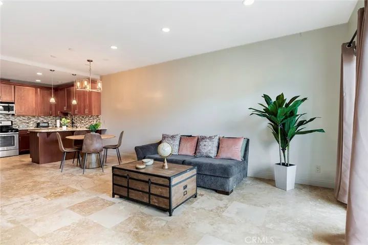 12300 Montecito Road 1, Seal Beach, California 90740