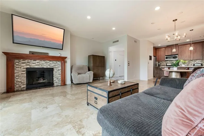 12300 Montecito Road 1, Seal Beach, California 90740