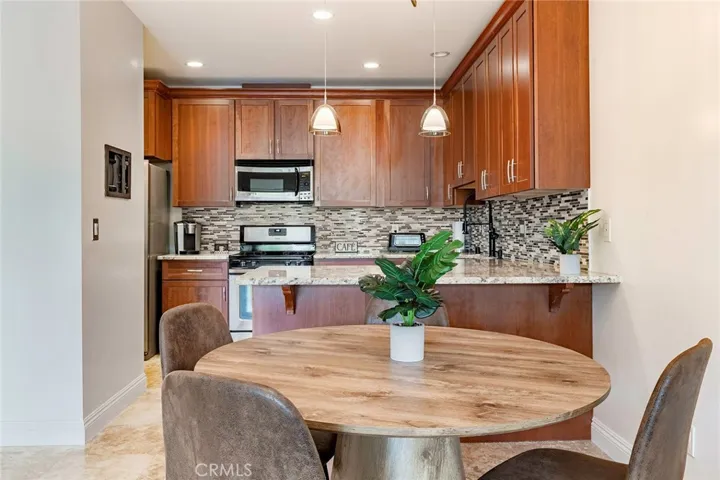 12300 Montecito Road 1, Seal Beach, California 90740