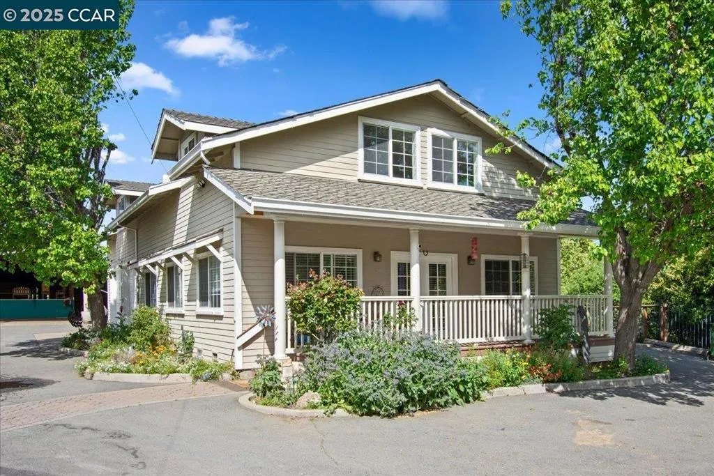1101 North Gate Road, Walnut Creek, California 94598 home-pic-37