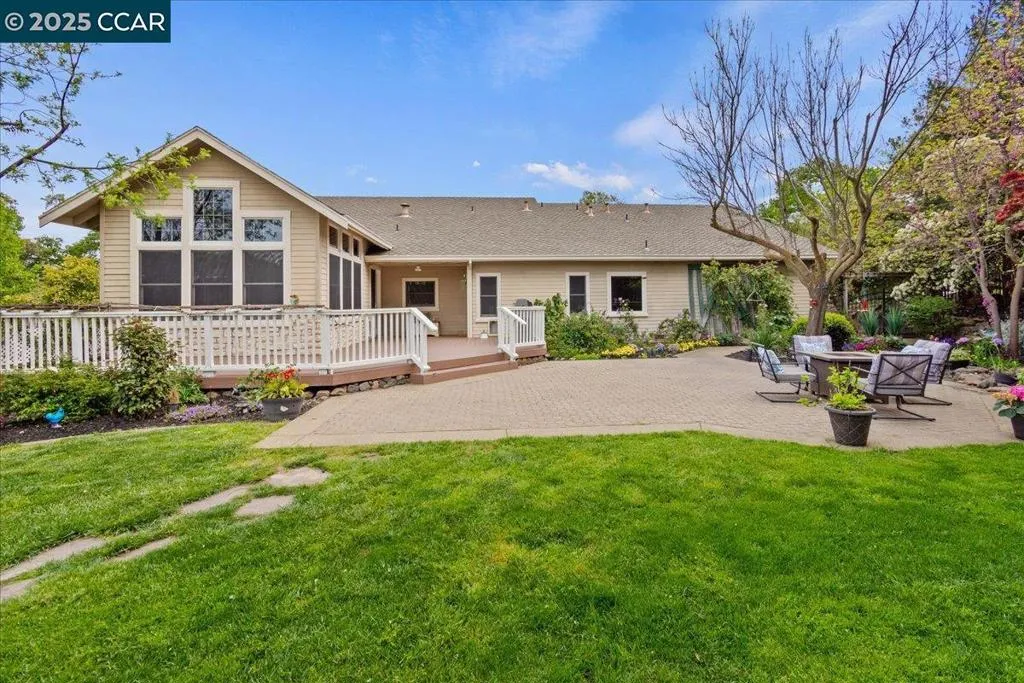1101 North Gate Road, Walnut Creek, California 94598 home-pic-23