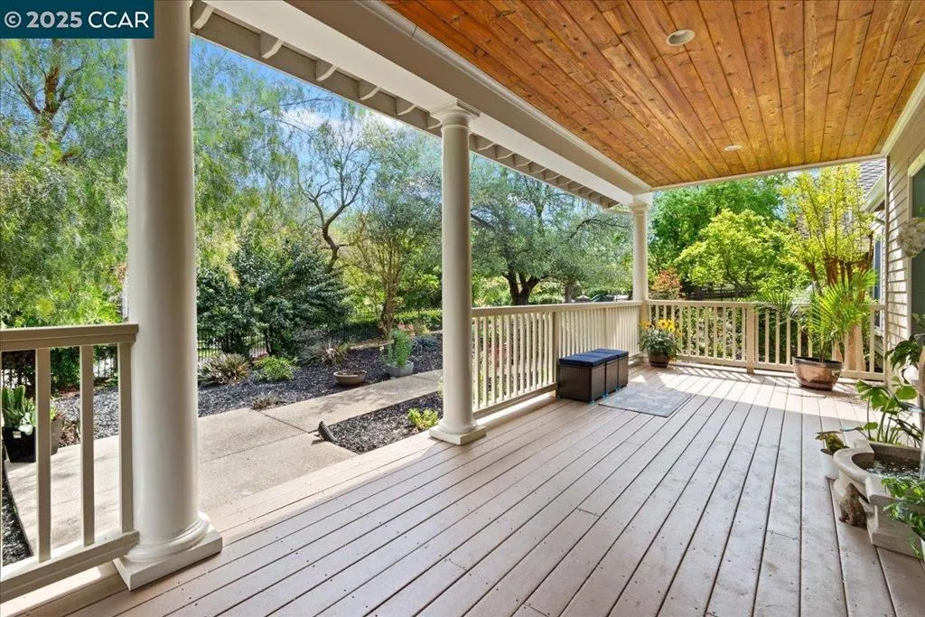 1101 North Gate Road, Walnut Creek, California 94598 home-pic-2