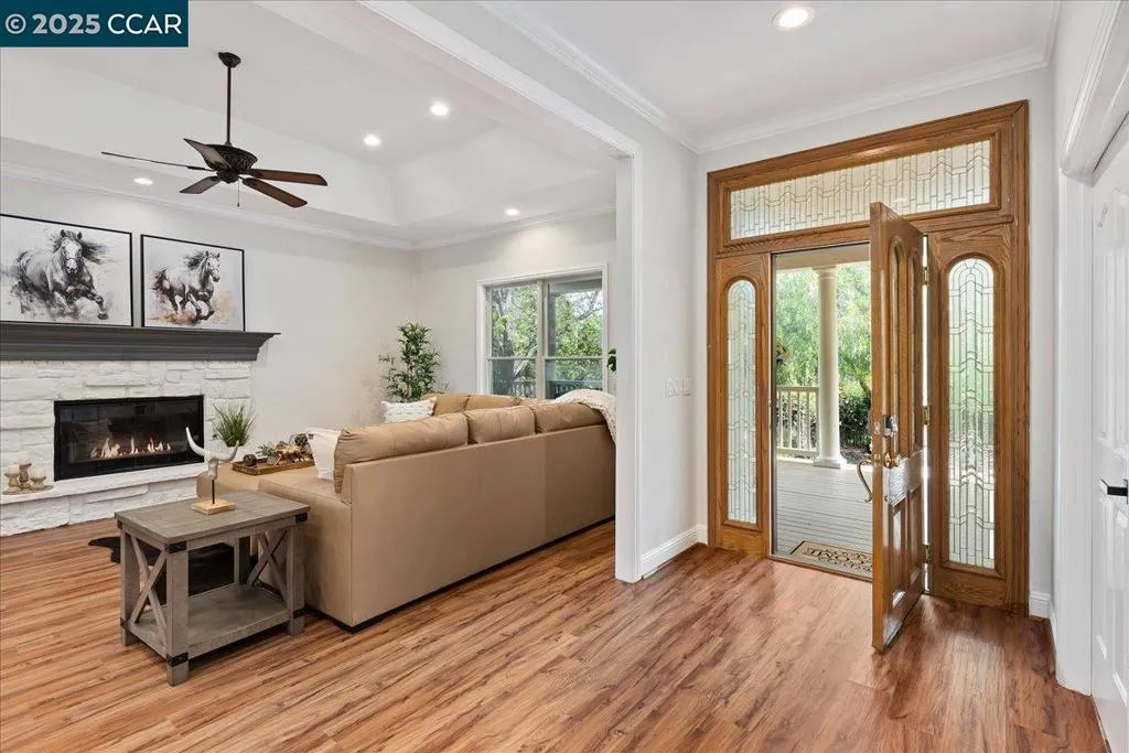 1101 North Gate Road, Walnut Creek, California 94598 home-pic-3