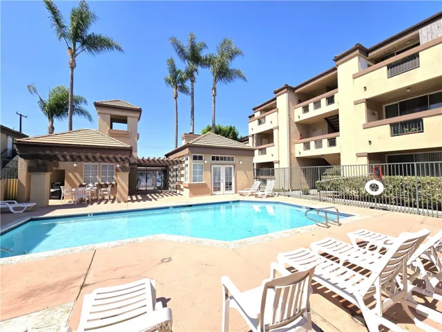 21415 S Vermont Avenue 12, Torrance, California 90502