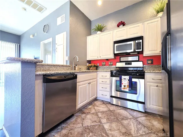 21415 S Vermont Avenue 12, Torrance, California 90502