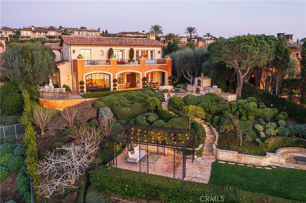 5 Pelican Vista Drive, Newport Coast, California 92657 home-pic-61