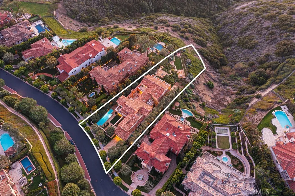 5 Pelican Vista Drive, Newport Coast, California 92657 home-pic-64