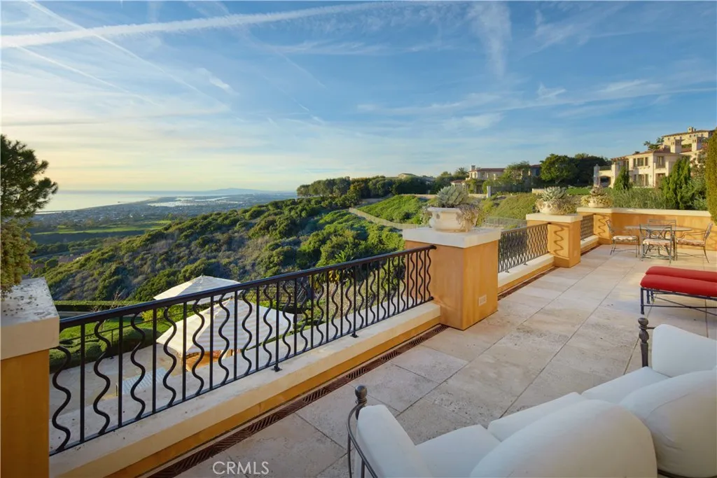 5 Pelican Vista Drive, Newport Coast, California 92657 home-pic-45