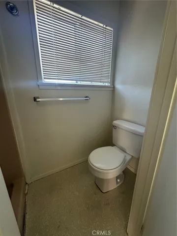 2nd bath - toilet
