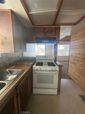 Kitchen   II