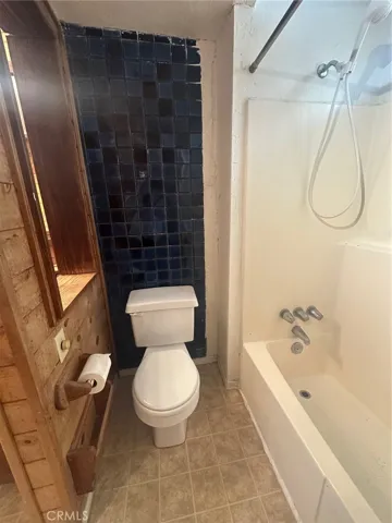 Primary bath   III