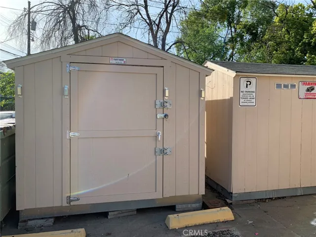 2700 32nd Street, Sacramento, California 95817