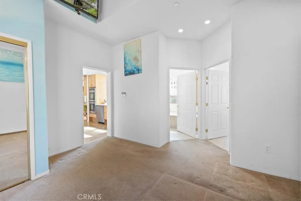 38512 North Shore Drive, Fawnskin, California 92333 home-pic-25