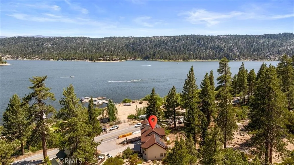 38512 North Shore Drive, Fawnskin, California 92333 home-pic-2
