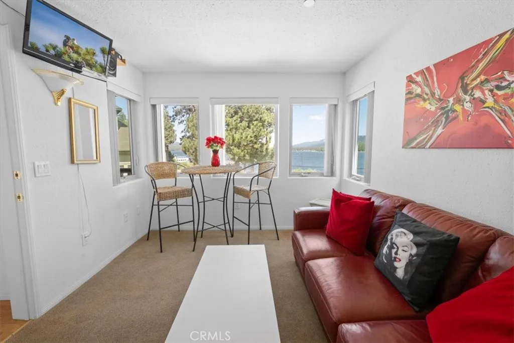 38512 North Shore Drive, Fawnskin, California 92333 home-pic-29