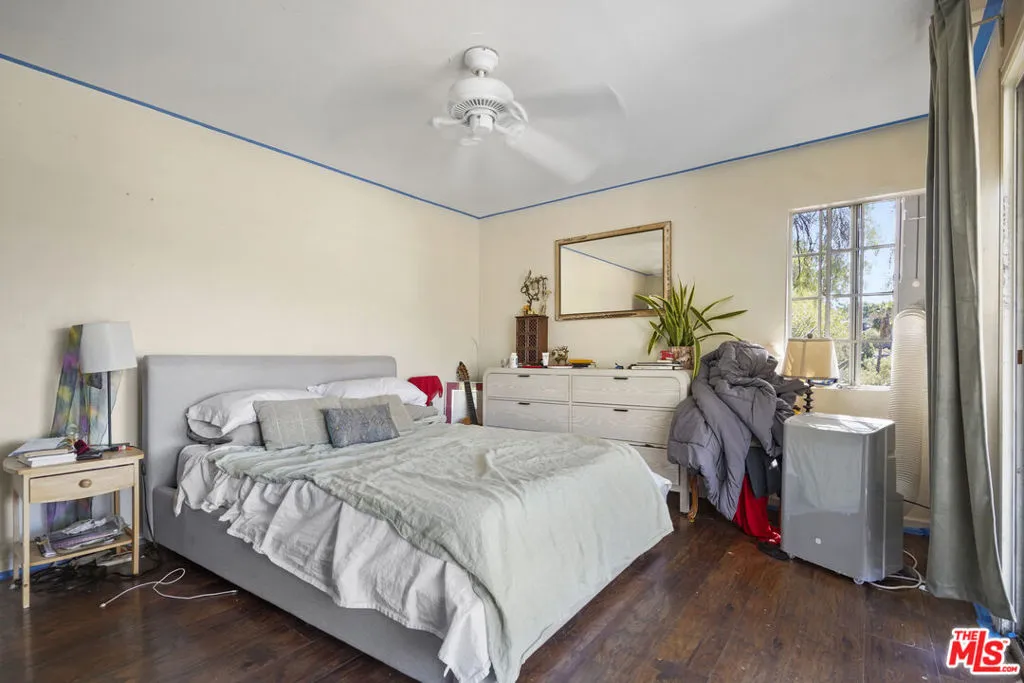 627 Dimmick Drive, Los Angeles, California 90065 home-pic-4