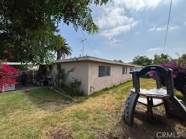 10847 La Mirada Boulevard, Whittier, California 90604