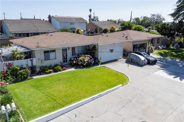 10847 La Mirada Boulevard, Whittier, California 90604