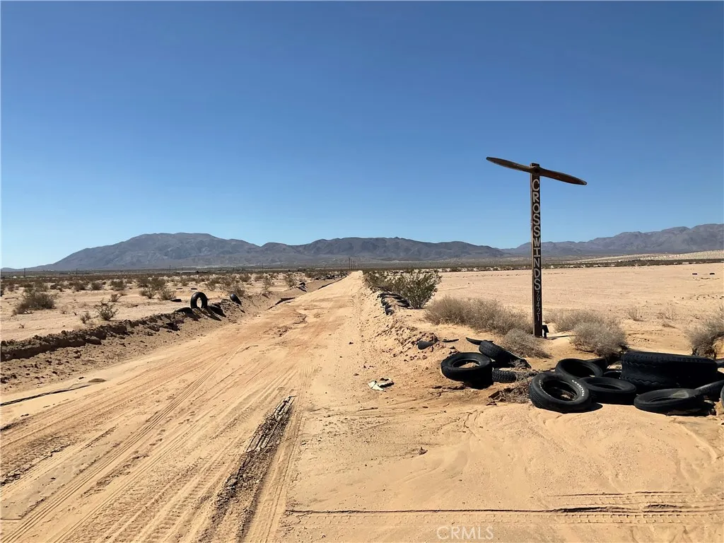 76421 Amboy Road, 29 Palms, California 92277 home-pic-41
