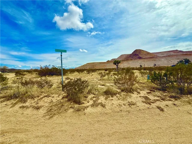 12220 Magazine Gap Drive, Mojave, California 93501