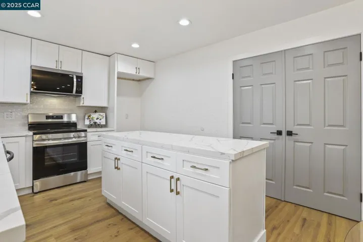 7833 Santa Barbara Drive, Rohnert Park, California 94928-4083
