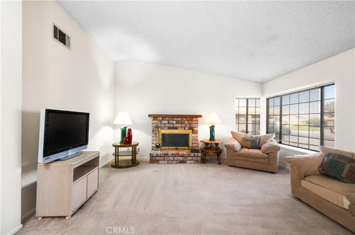 15164 Mesquite Avenue, Victorville, California 92394