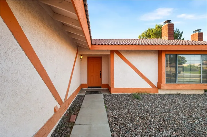 15164 Mesquite Avenue, Victorville, California 92394