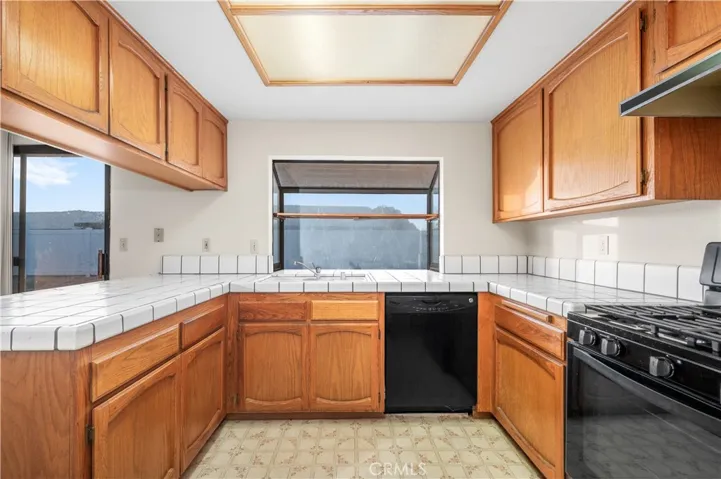 15164 Mesquite Avenue, Victorville, California 92394
