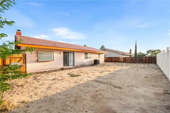 15164 Mesquite Avenue, Victorville, California 92394