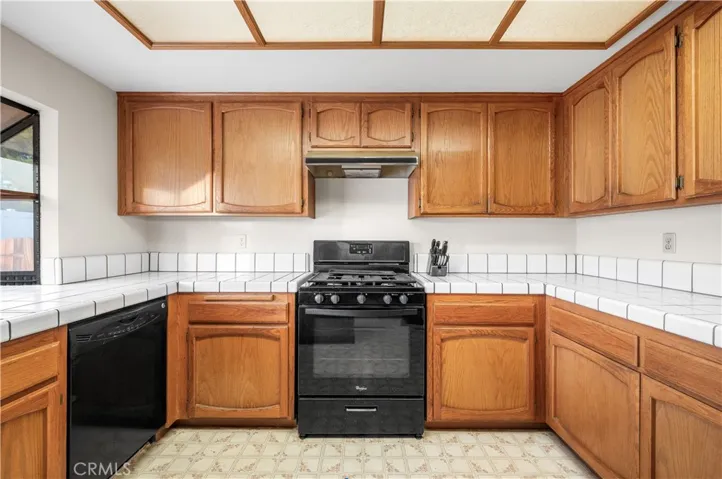 15164 Mesquite Avenue, Victorville, California 92394