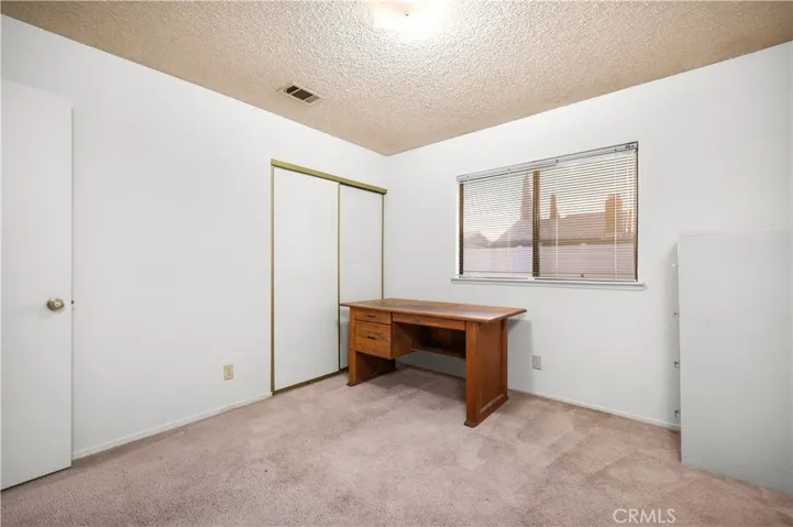 15164 Mesquite Avenue, Victorville, California 92394