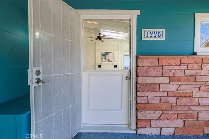 1225 Gaviota Drive, Laguna Beach, California 92651