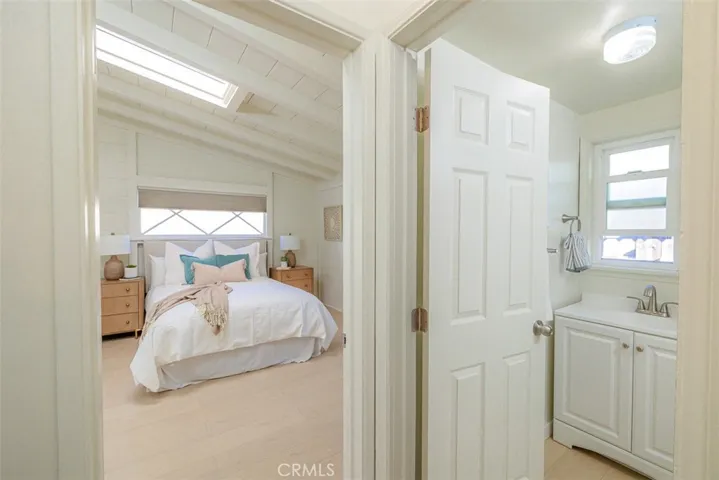1225 Gaviota Drive, Laguna Beach, California 92651