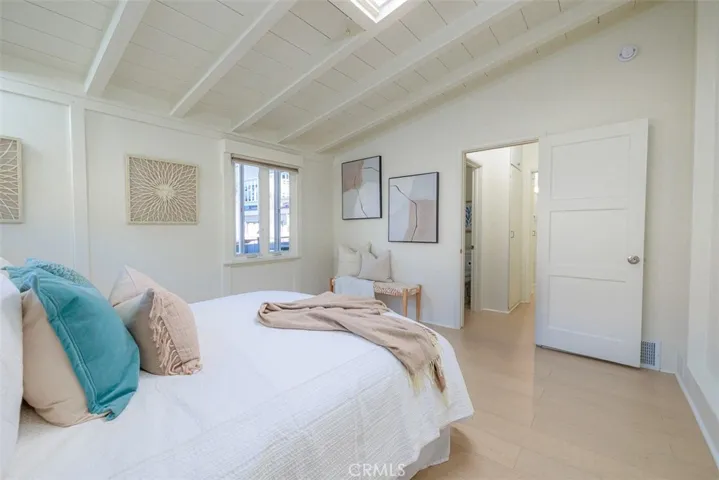 1225 Gaviota Drive, Laguna Beach, California 92651