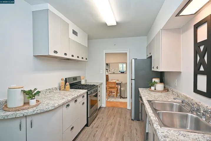10 Westminster Place, Lafayette, California 94549