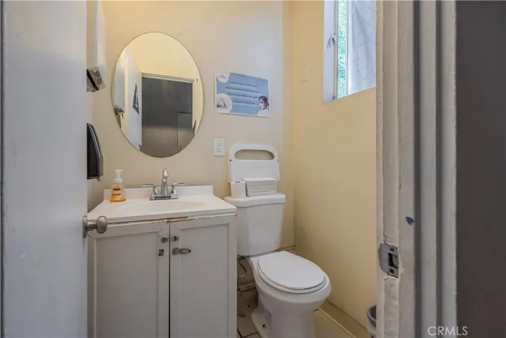 810 Jarrow Avenue, Hacienda Heights, California 91745