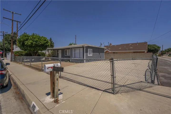 810 Jarrow Avenue, Hacienda Heights, California 91745