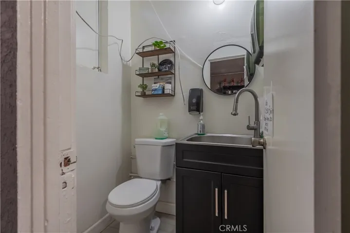 810 Jarrow Avenue, Hacienda Heights, California 91745
