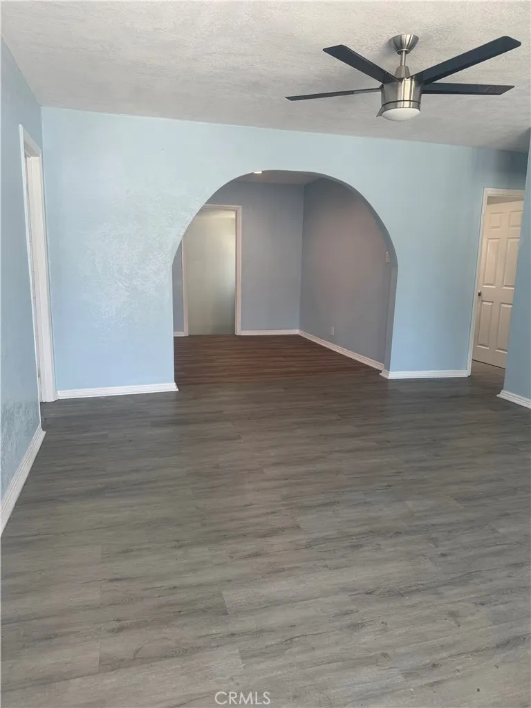 13107 Jarvis, Los Angeles, California 90061 home-pic-66