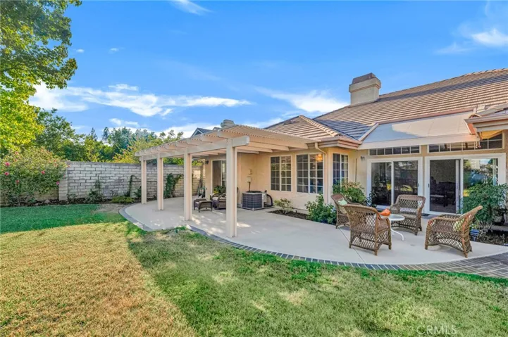 18830 Beechtree Lane, Porter Ranch, California 91326