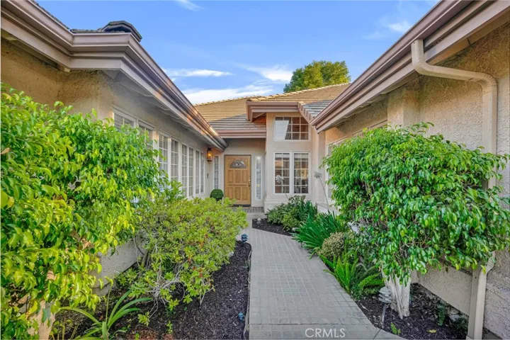 18830 Beechtree Lane, Porter Ranch, California 91326