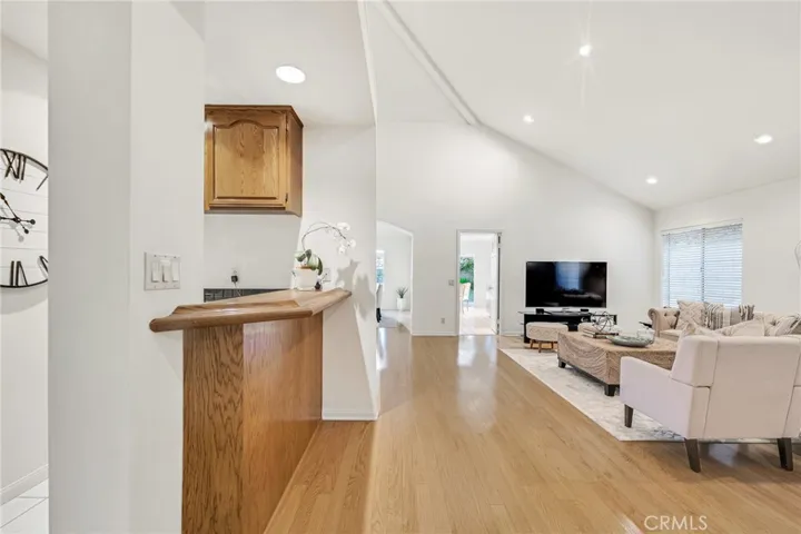 18830 Beechtree Lane, Porter Ranch, California 91326