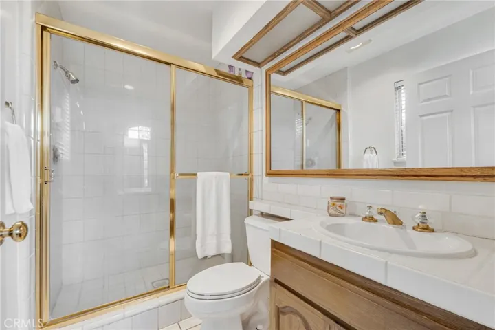 18830 Beechtree Lane, Porter Ranch, California 91326