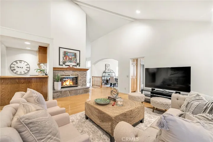 18830 Beechtree Lane, Porter Ranch, California 91326