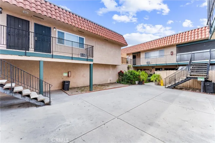 1512 S Ninth Street, Anaheim, California 92802