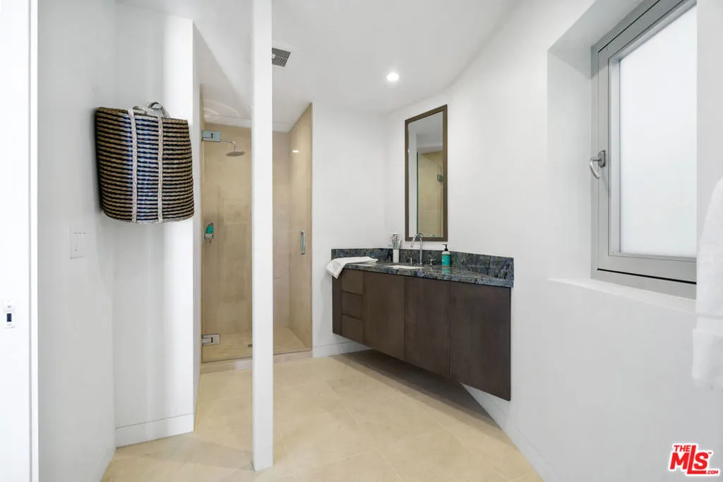 6375 Gayton Place, Malibu, California 90265 home-pic-44