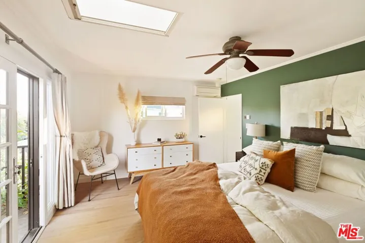12518 Everglade Street, Los Angeles, California 90066