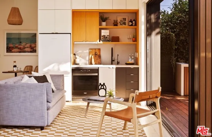 12518 Everglade Street, Los Angeles, California 90066