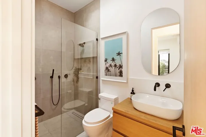 12518 Everglade Street, Los Angeles, California 90066